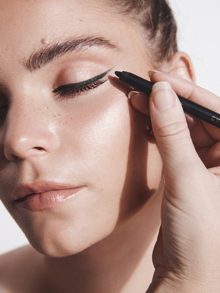 How To Use Goddess Pencil Black