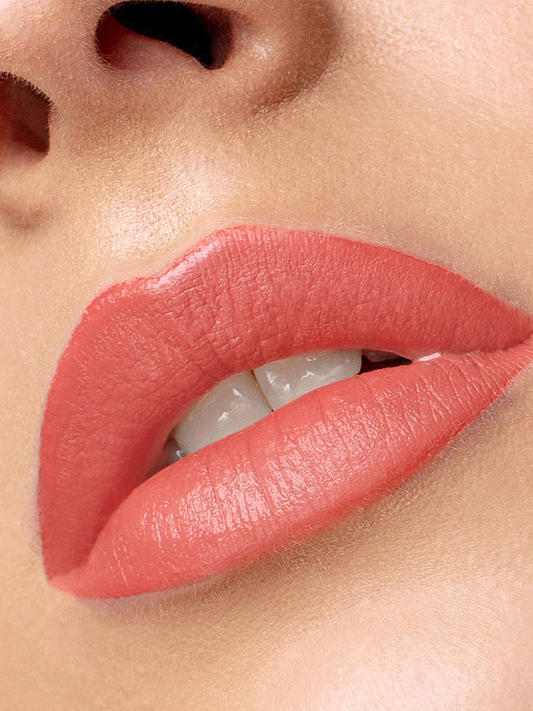 aaVelvet Lips Seductress Coral