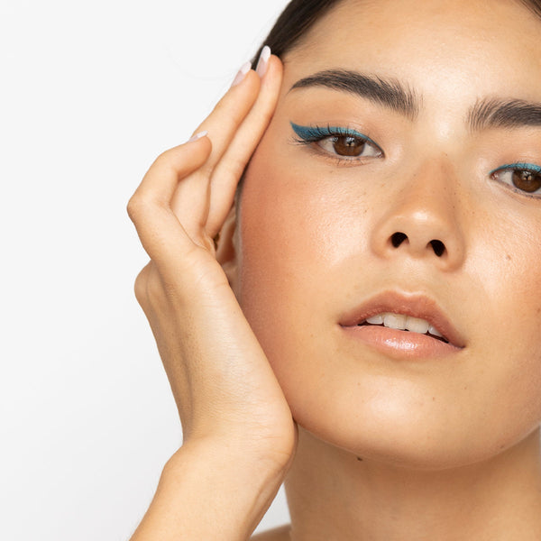 3 Steps to a Statement Teal Winged Eye