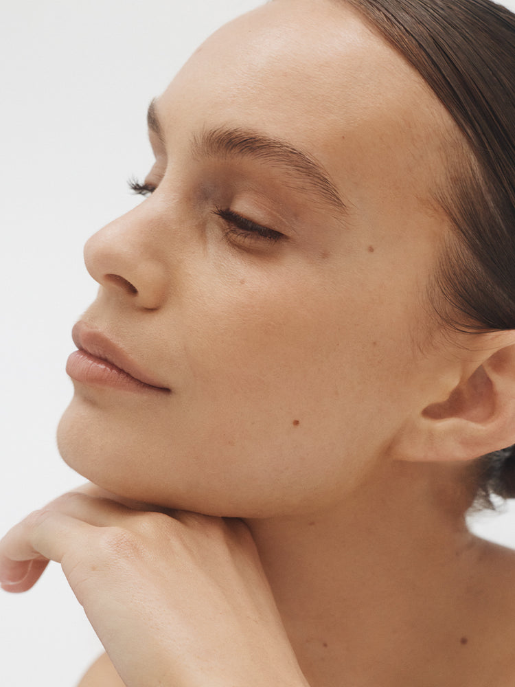 How To Use Pressed Powder Fair/Olive